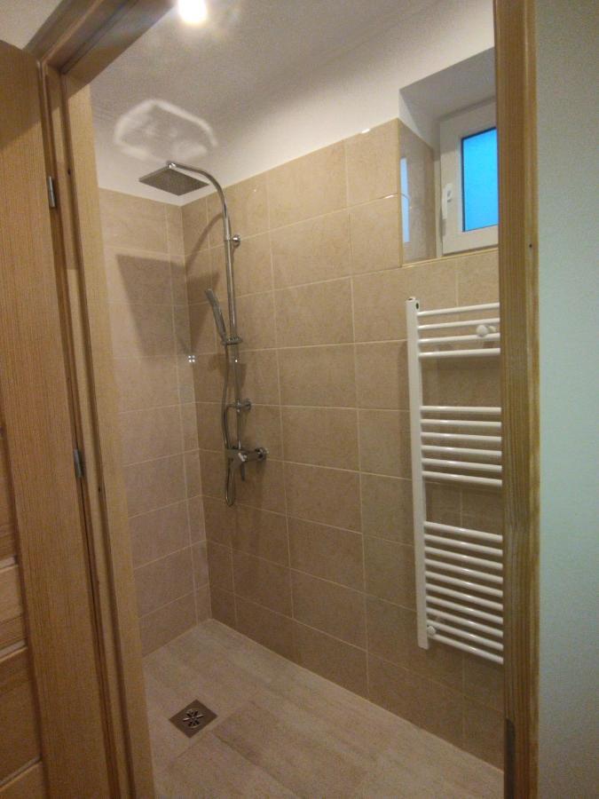 Csengo Vendeghaz Hotel Kiskoros Luaran gambar